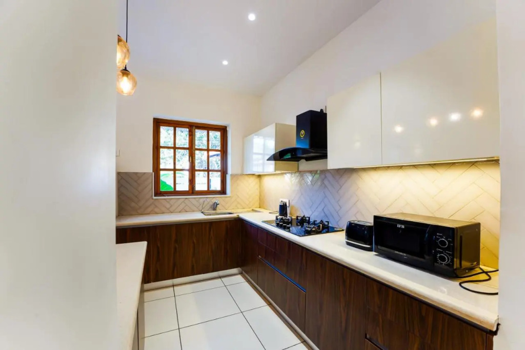 ELIVAAS 4 BHK with Pvt Pool in Arpora - Lumin