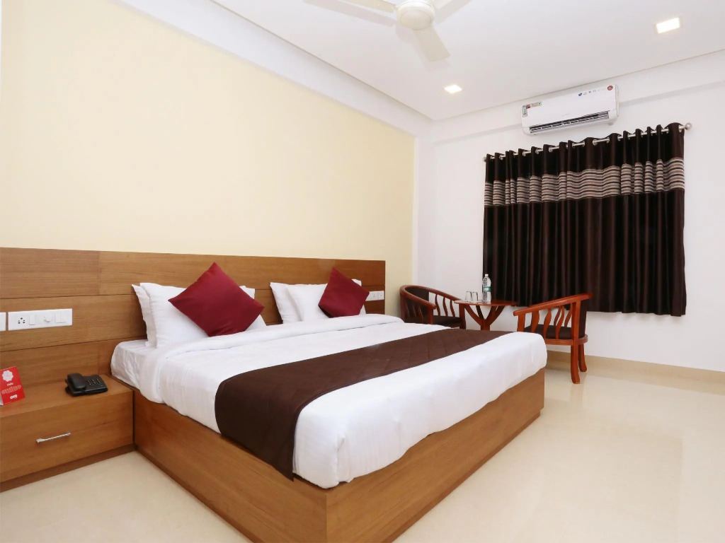OYO 10547 Hotel Ayodhya Residency