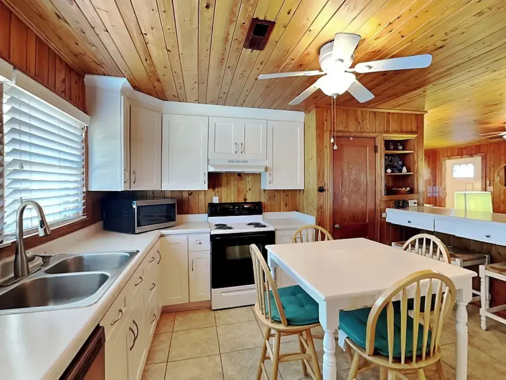 Whitaker Sea La Vie by Topsail Realty