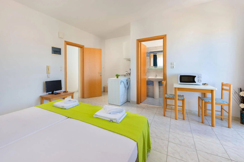 Yiannis Apartments