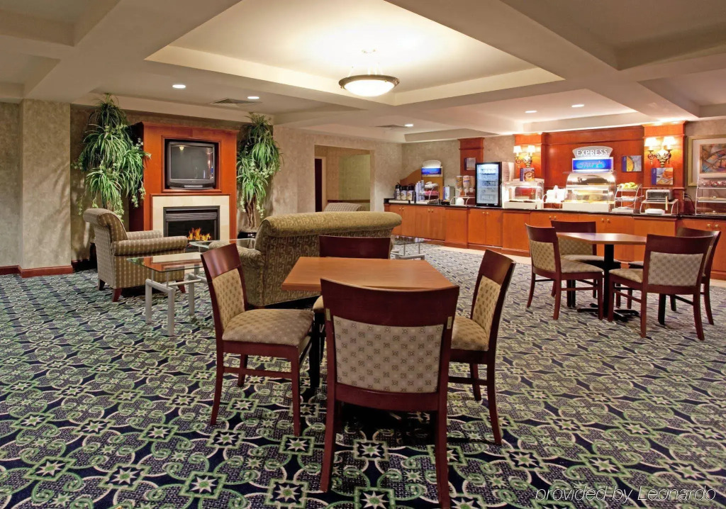 Holiday Inn Express Hotel & Suites Mebane by IHG