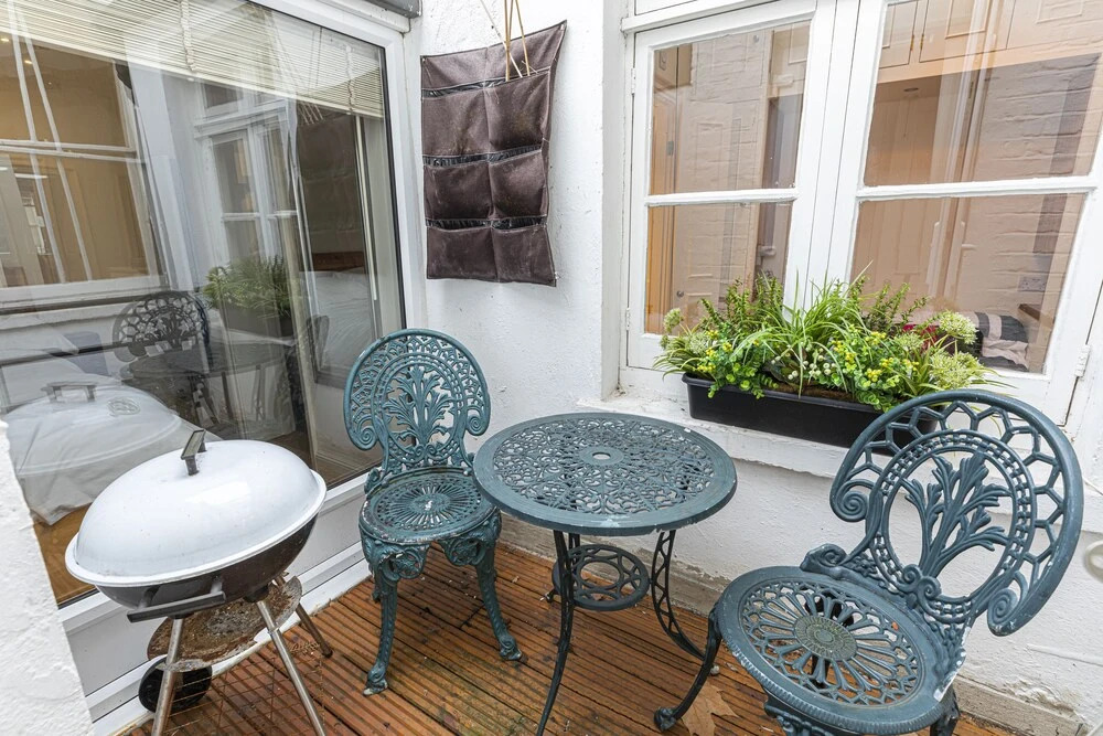 Altido Homely 2-Bed Flat W/ Private Courtyard In Bloomsbury