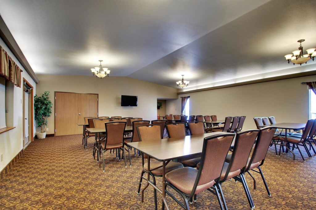 Best Western West Hills Inn