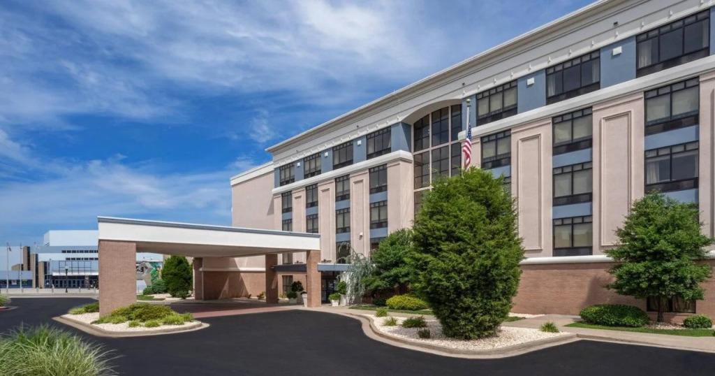 Delta Hotels by Marriott Huntington Downtown