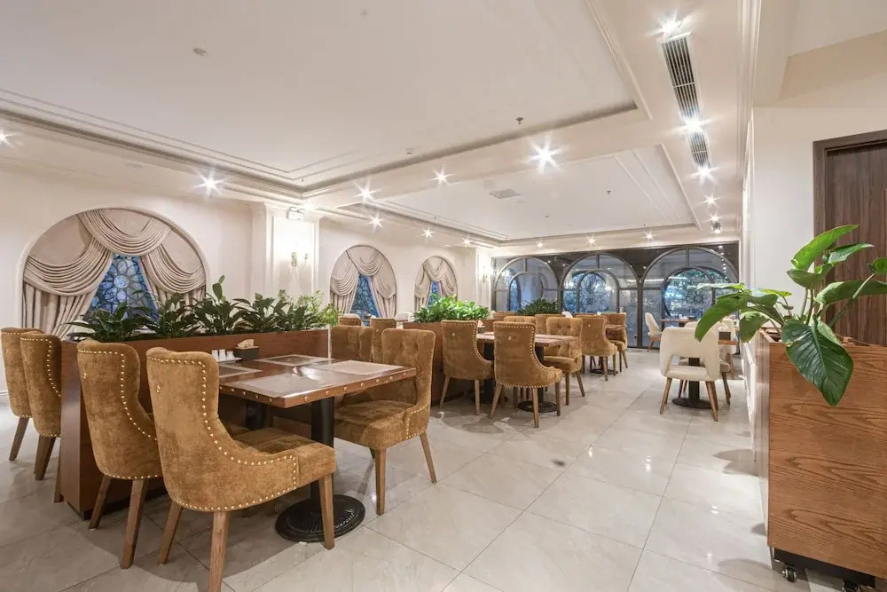 Ostara Hotel & Apartment