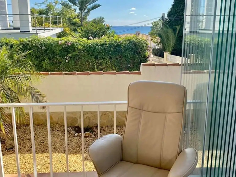 Charming Villa With Private Swimming Pool Near the Sea