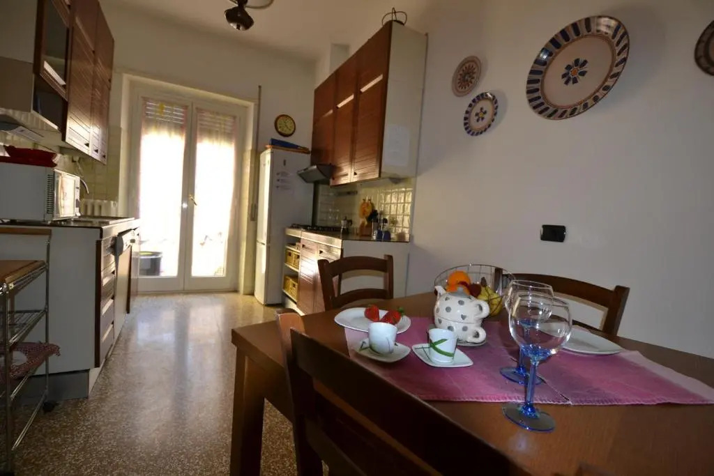 Magenta Apartment