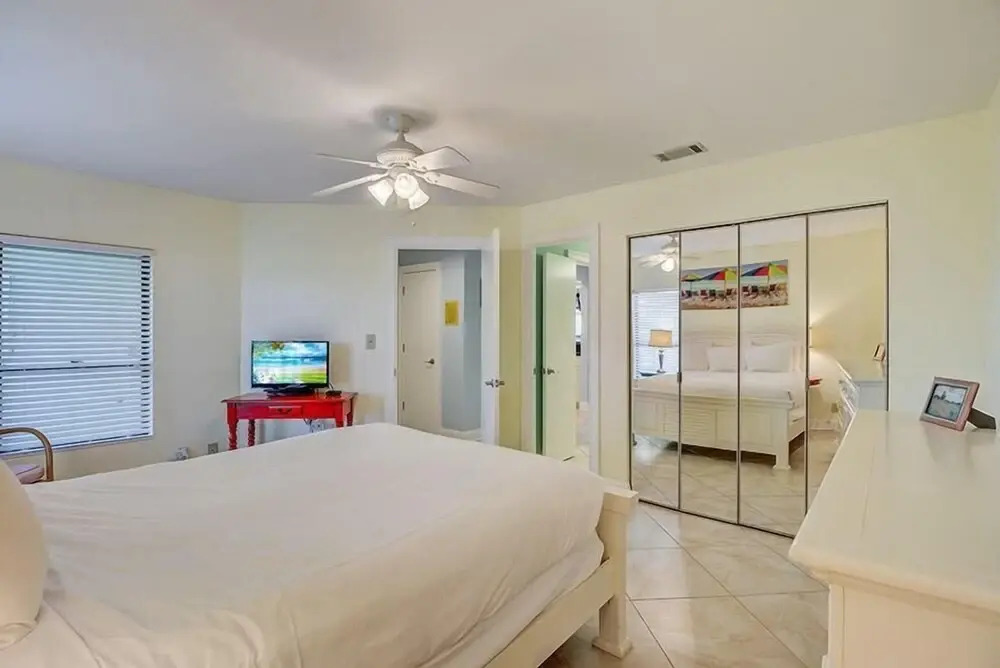 Summerhouse 305 by Wild Dunes, Oceanfront
