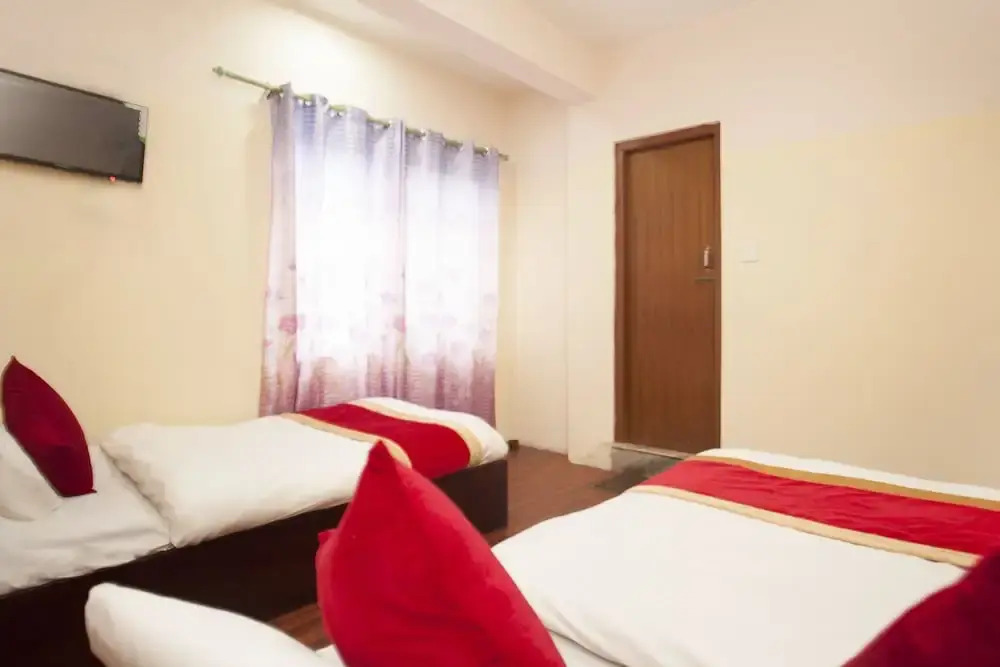 OYO 349 Hotel Classio Inn