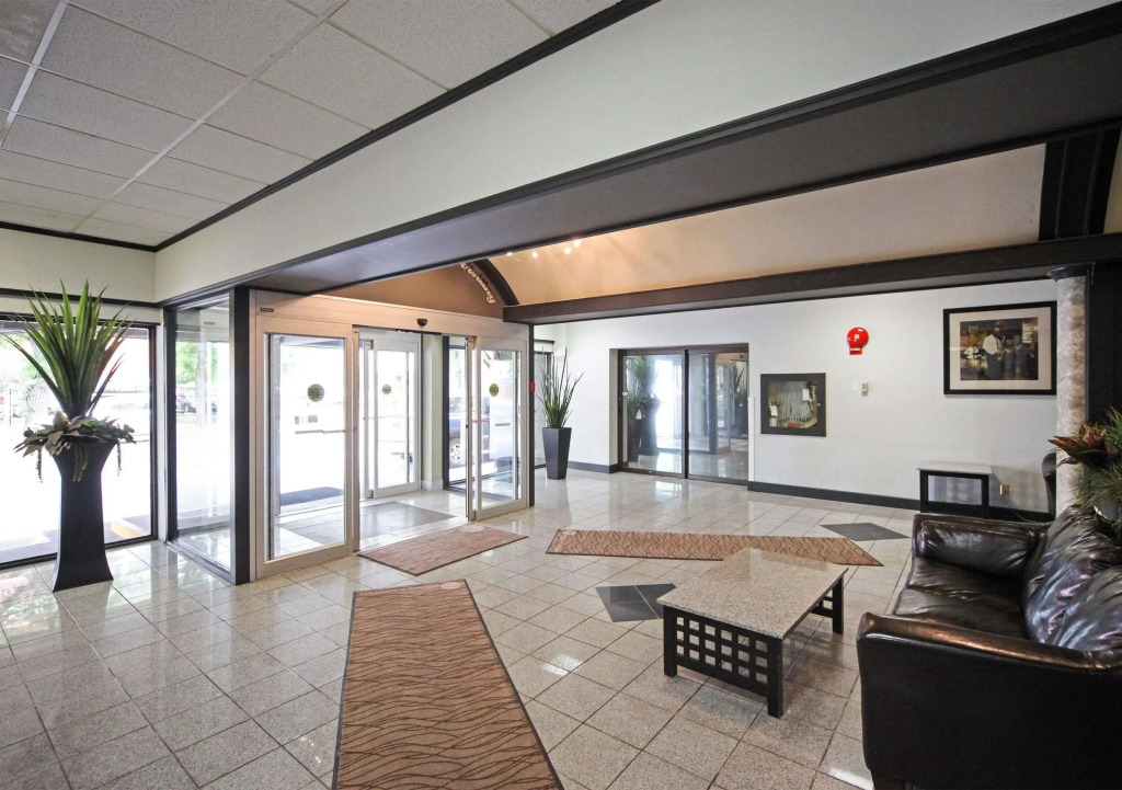 Comfort Inn & Suites