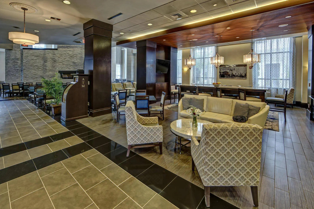 Hampton Inn & Suites Nashville-Downtown