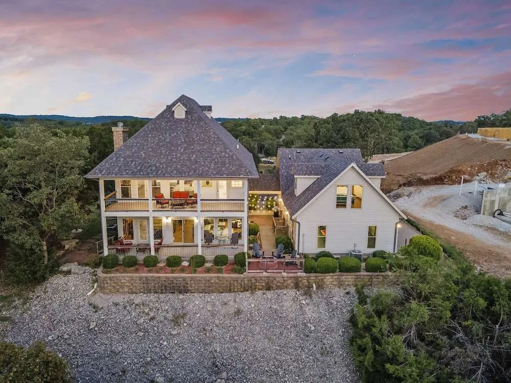 Table Rock Manor at Whitefish Bay