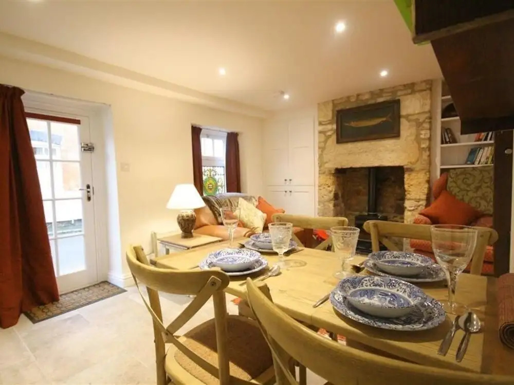 Mad Molly's Cottage