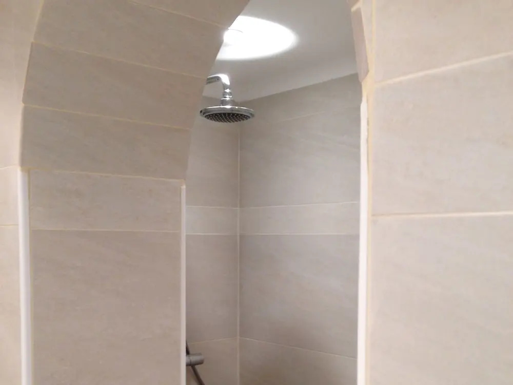 Air Conditioned Apartment in Residence With Heated Swimming Pool Near the Beaches