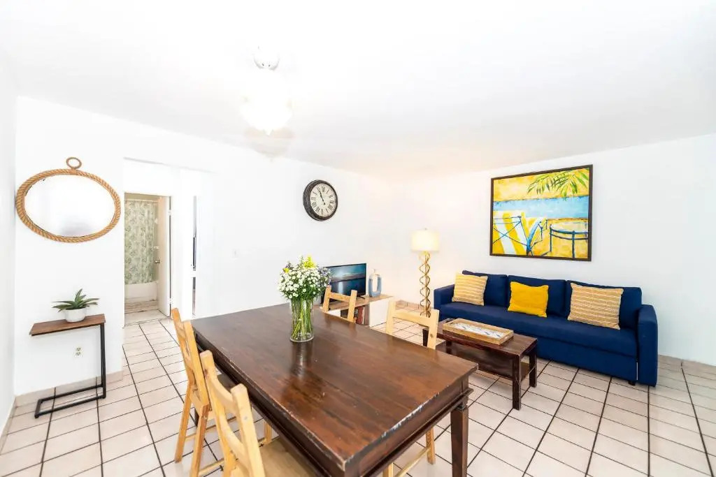 Sofi Beach Apartments