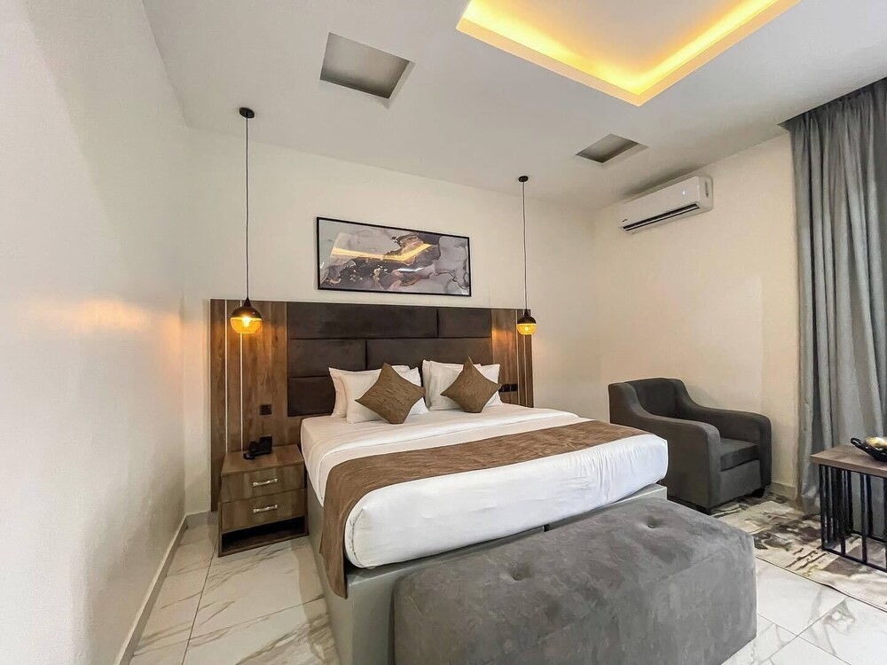 Olive Apartment