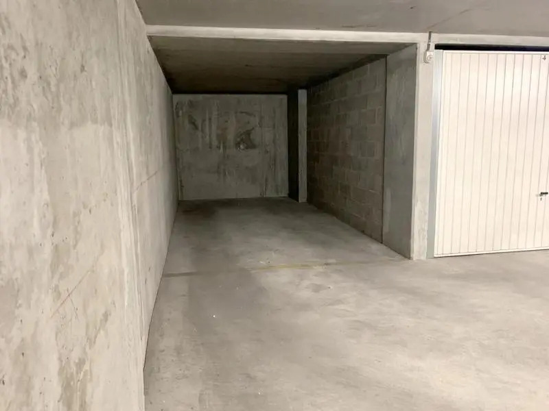 Beau studio tout confort au calme avec parking .