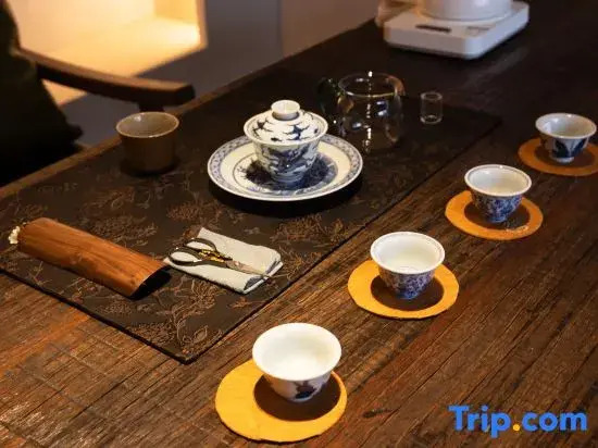 Jingdezhen Creek Shore Boutique Hotel