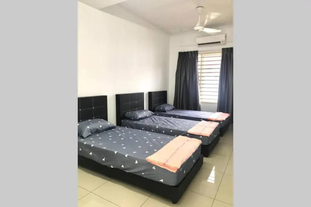 Familyday homestay Port Dickson BBQ 3min to beach