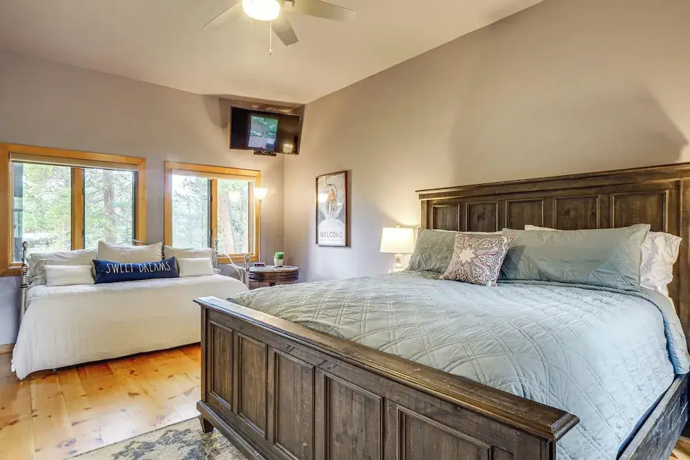 1 Mi to Ski: Breckenridge Home w/ View & Hot Tub