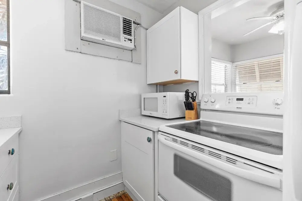 Flagler Suites 4