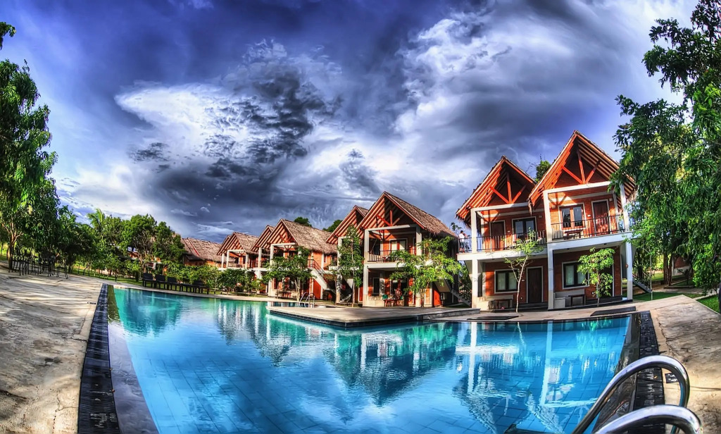 Elephas Resort