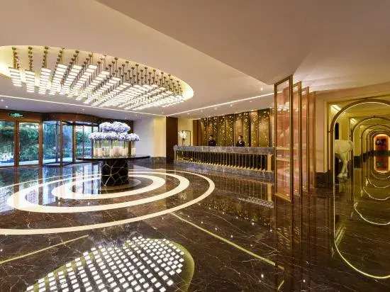 Crystal Orange Hotel，jinghuiSquare,XiaotunRoad,Beijng
