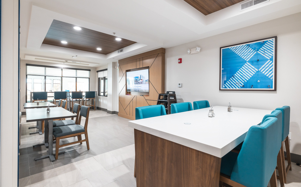 Holiday Inn Express Hotel and Suites Saint Robert by IHG