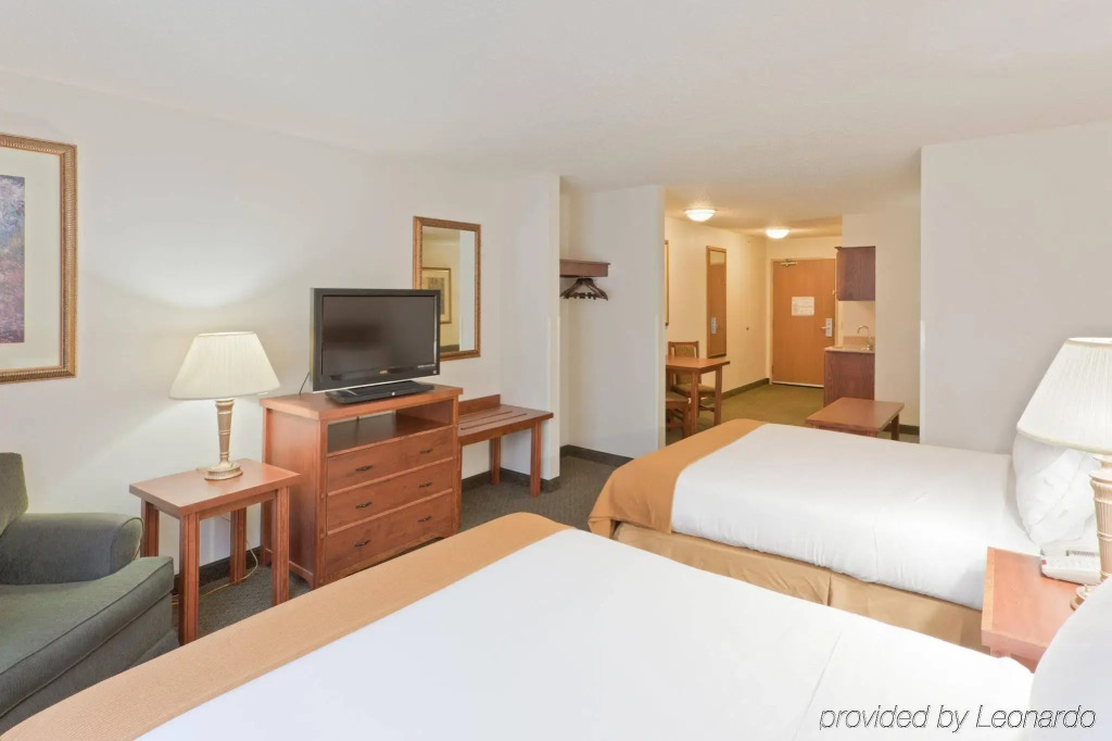 Holiday Inn Express Hotel & Suites Lancaster-Lititz by IHG