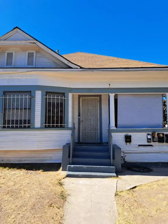 2 bedroom home near Downtown LA
