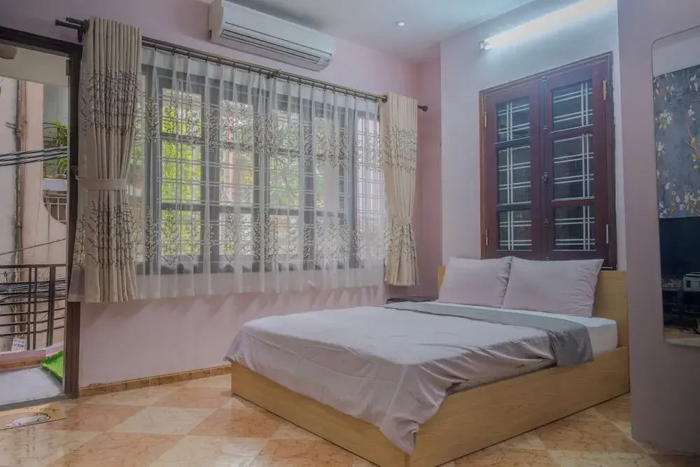 La Sen Westlake Tay Ho Homestay