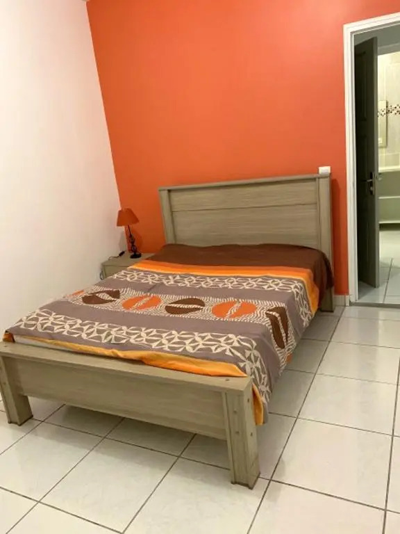 Appartement de 2 chambres avec jardin clos et wifi a Le Gosier a 5 km de la plage