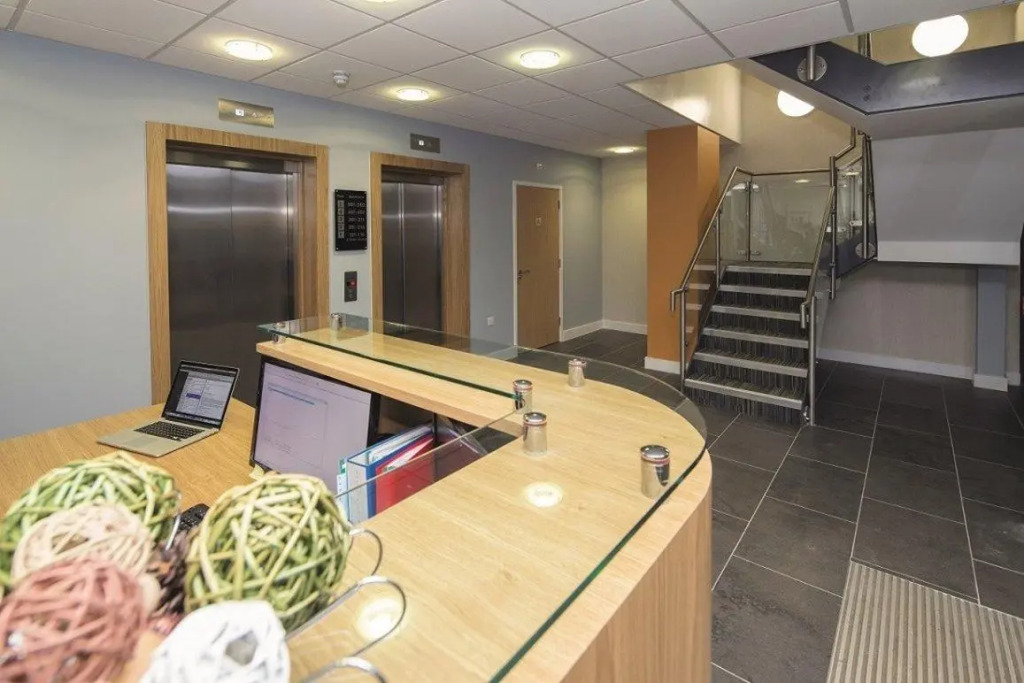 HOF - 100 Kings Road Apartments