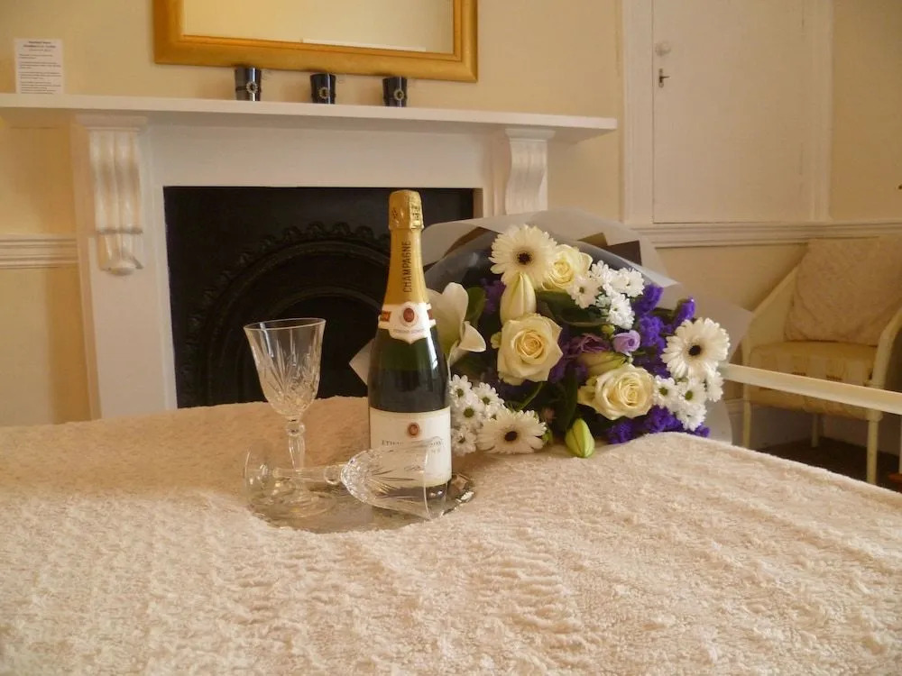 Aberllynfi Riverside Guest House