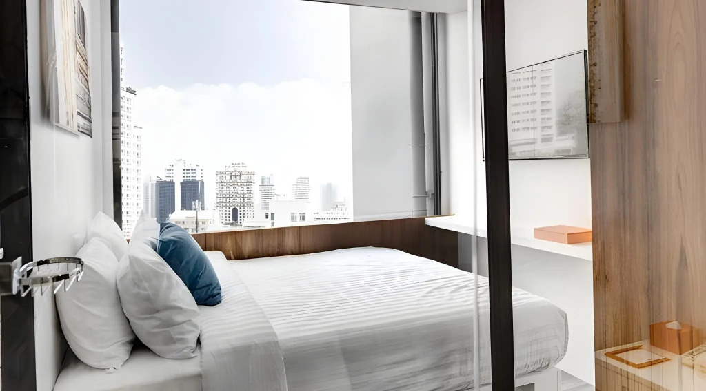 S Box Sukhumvit Hotel
