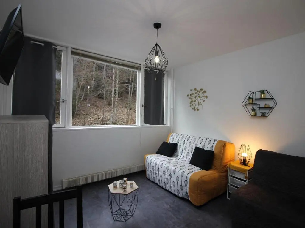 Appartement Mont-Dore, 1 pièce, 3 personnes - FR-1-608-160
