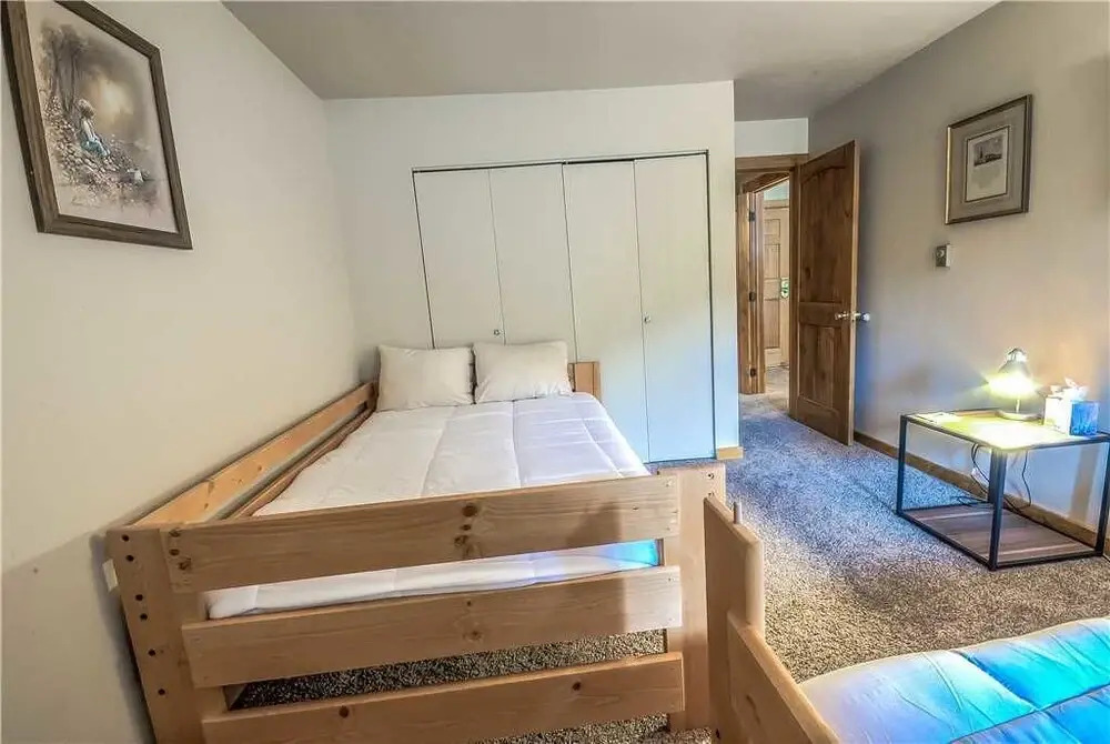 Ski Inn 234