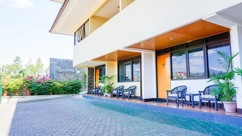 Oyo 1616 Setiabudhi Indah Hotel