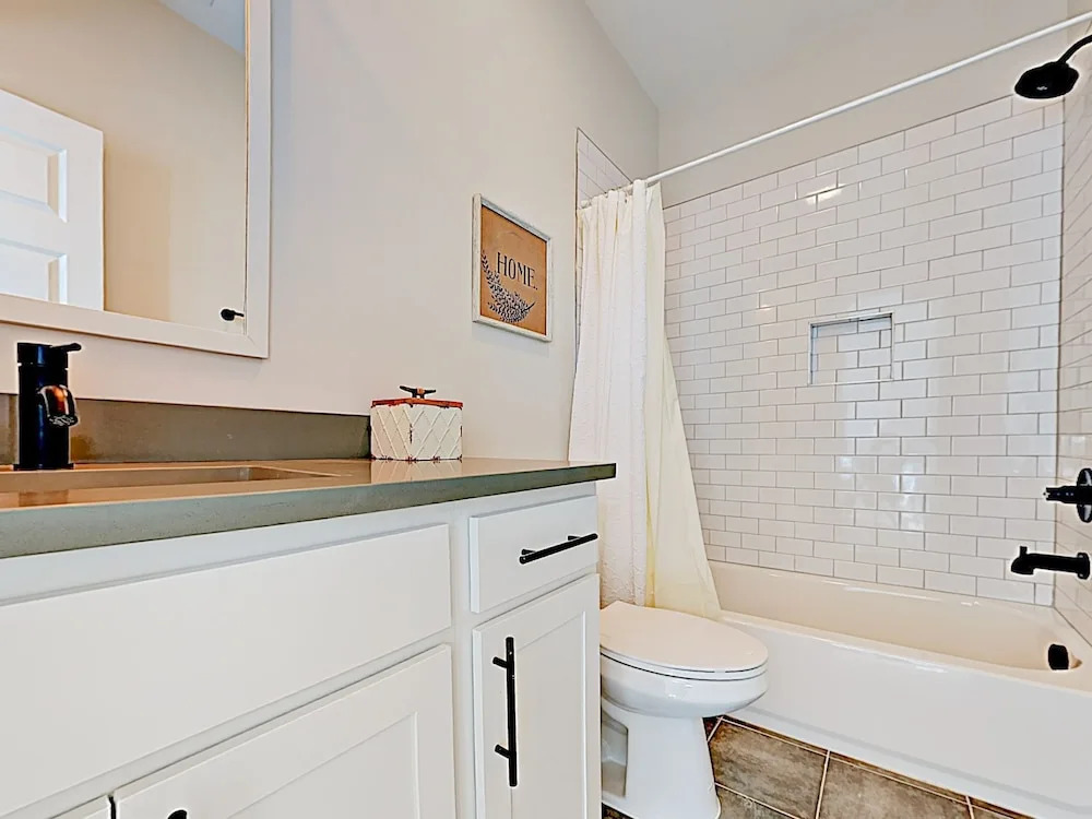 1737 Nashville - 3 Br Townhouse