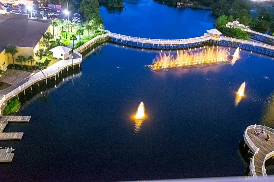 Laketown Wharf #638 by Nautical Properties