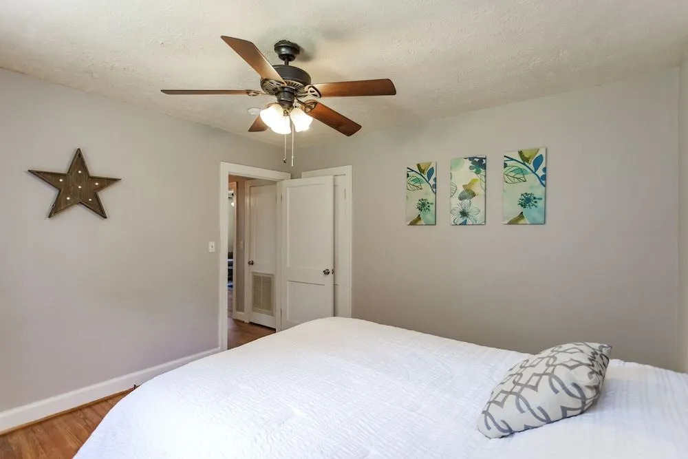 Charming Nashville Cottage - 12 min downtown