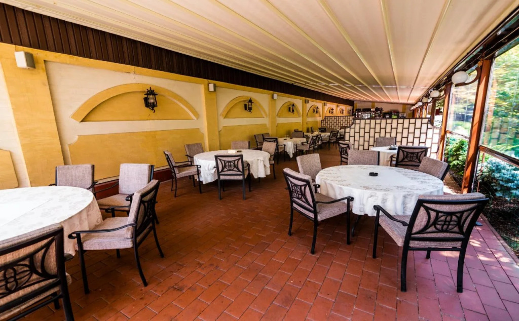 Hotel Golden House