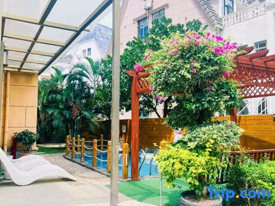 Yintan Zeyinju Hotel
