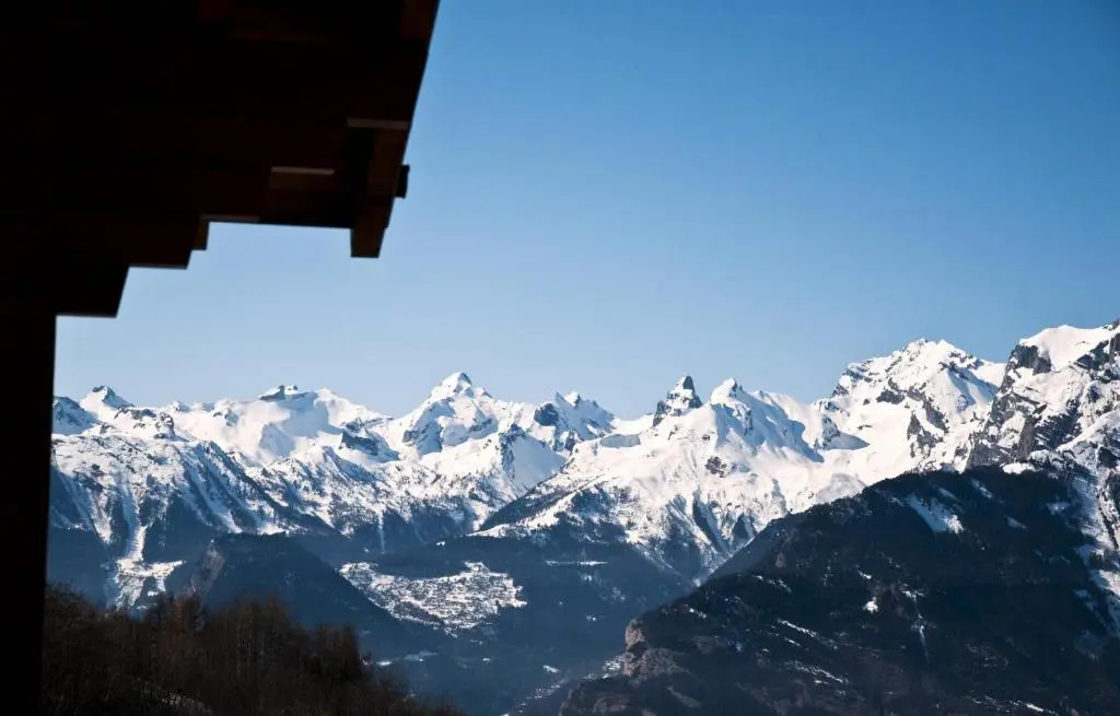 Royal 141 SKI LIFT & TERRACE apartment 8 pers by Alpvision Résidences