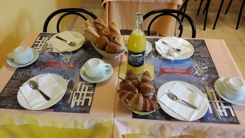 Hôtel Le Petit Logis Chambres Confort climatisées