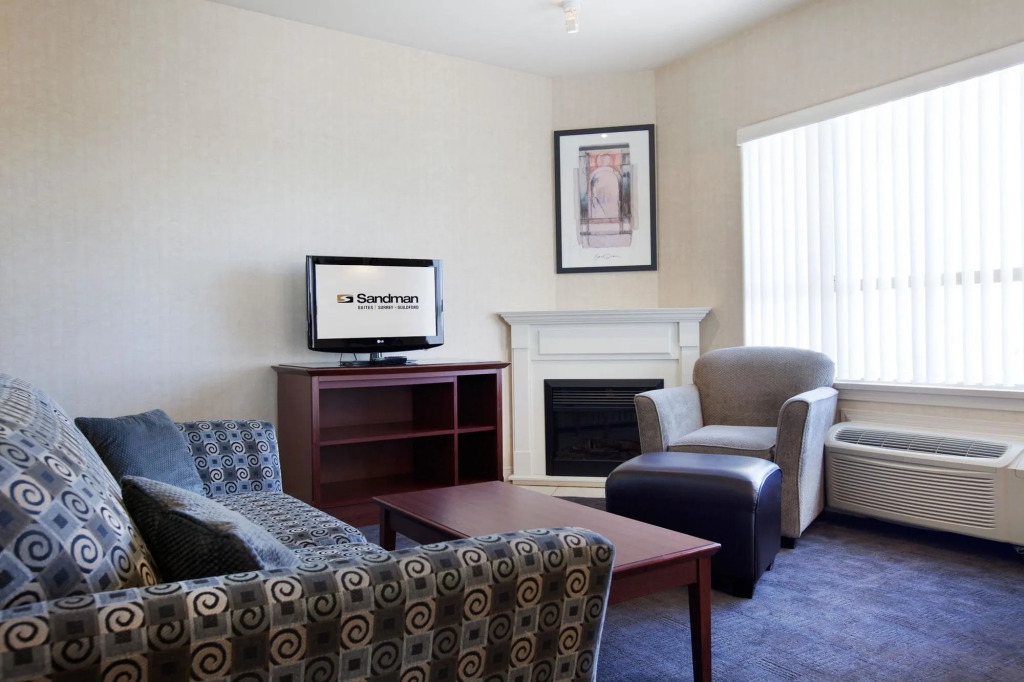 Sandman Signature Surrey-Guildford Suites