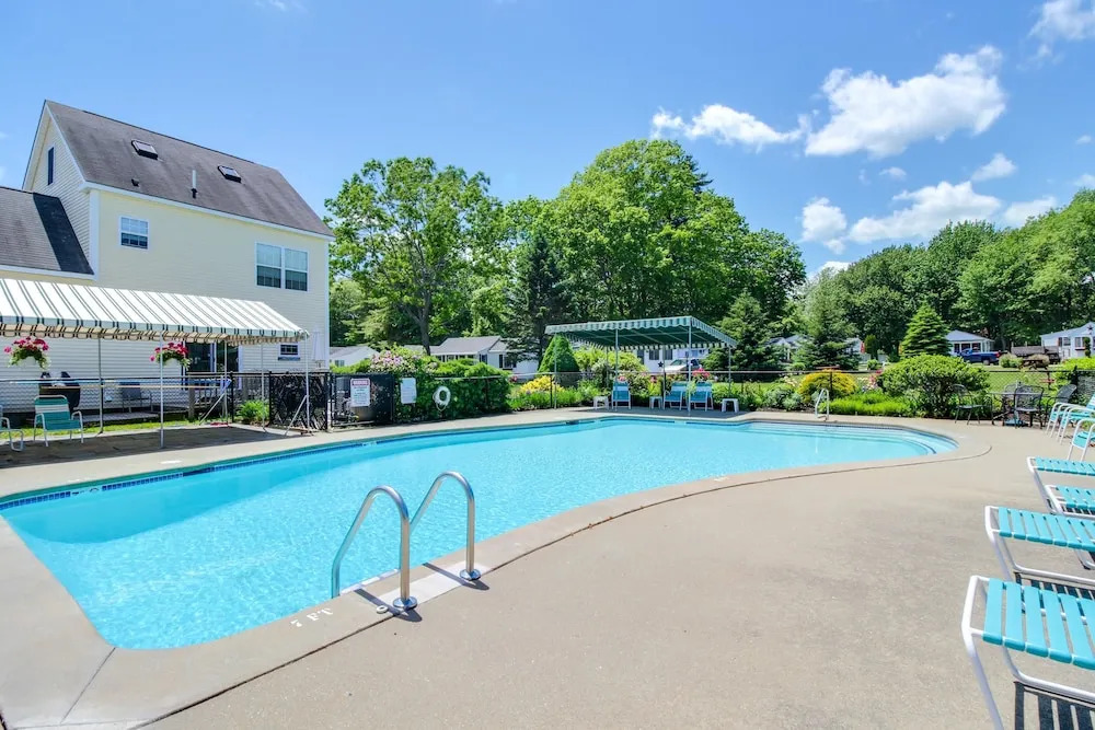 Holiday Guest House Bed & Breakfast