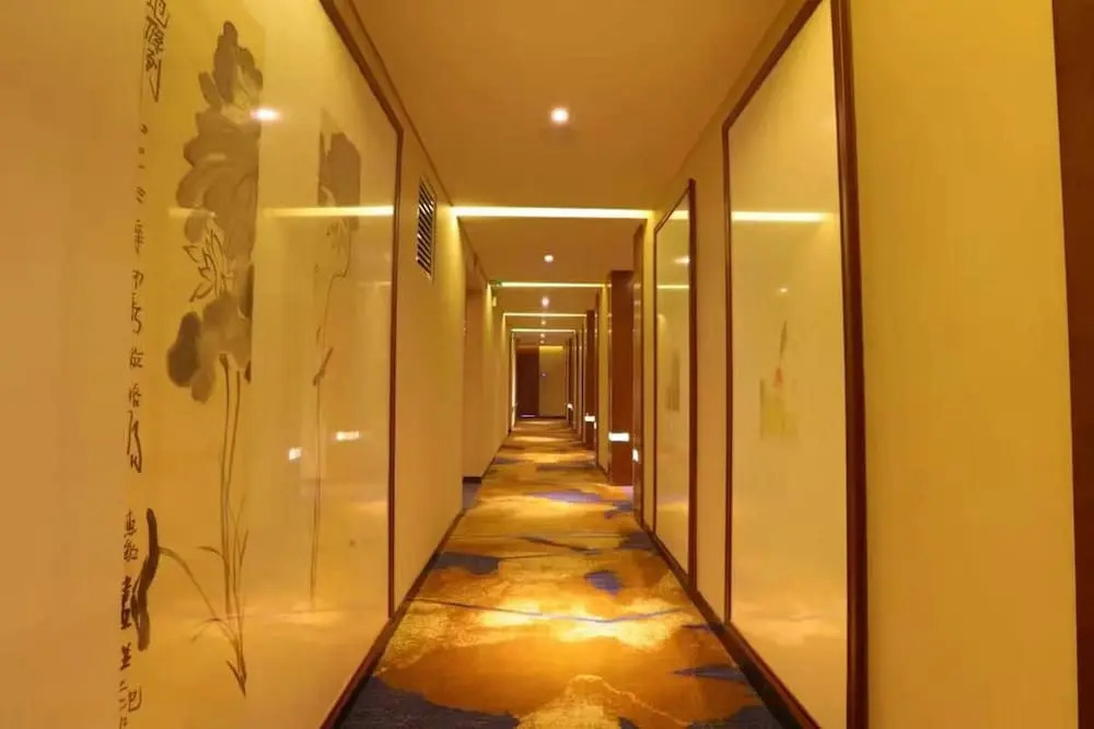 Shanghe Hotel