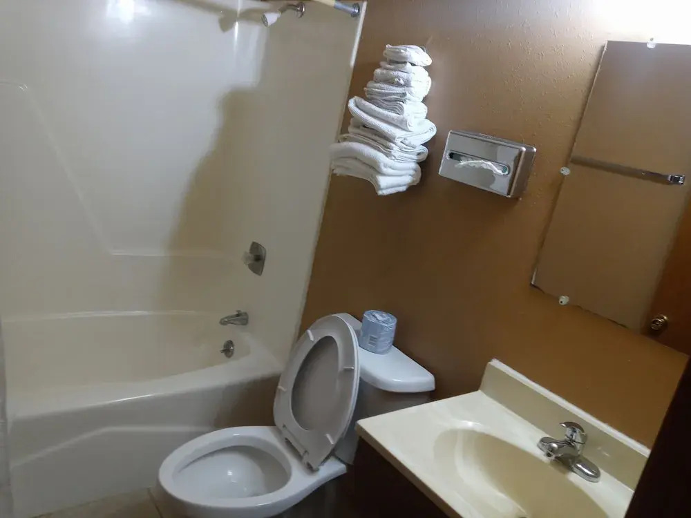 Roseau Motel
