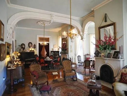HH Whitney House - A Bed & Breakfast on the Historic Esplanade